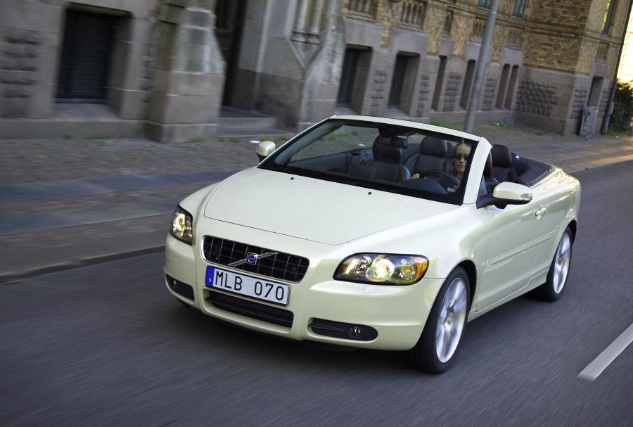  Volvo C70 T5 2009 года  (фото 11 из 45)